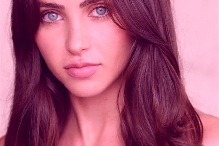Aurora, 33, a brunette hazel-eyed european companion based in Kosmira. Offering BDSM, CIM, Domination, Massage. Available for incall and outcall, day and eve...