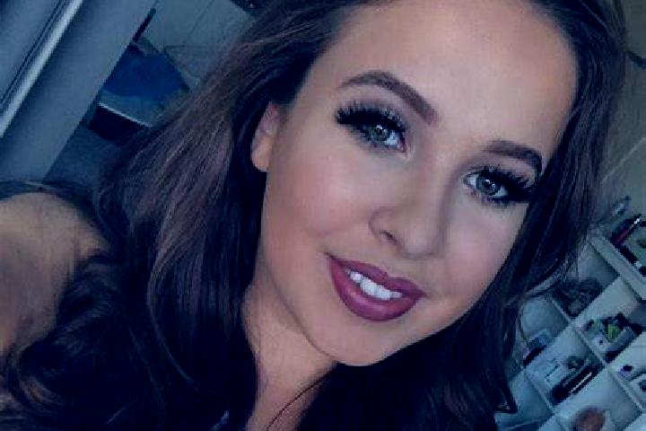 Aurora, 33, a dark blonde amber-eyed slavic companion based in Puente de Genave. Offering Prostate Massage, Roleplay, Girlfriend Experience. Available for in...