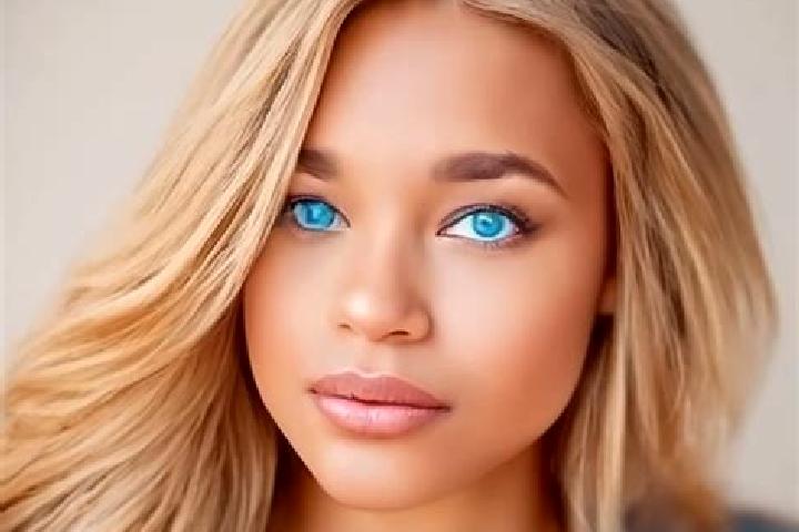 Aurora, 33, a dark blonde blue-eyed latina companion based in Dolna Poruba. Offering OWO, 69, Girlfriend Experience. Available for incall and outcall, day an...