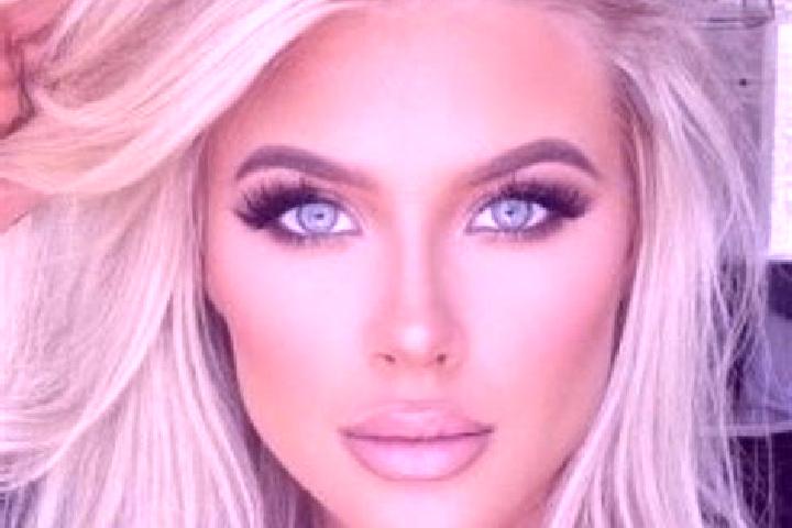 Aurora, 33, a platinum blonde grey-eyed indian companion based in Zeravice. Offering Girlfriend Experience, Massage, Travel Companion. Available for incall a...