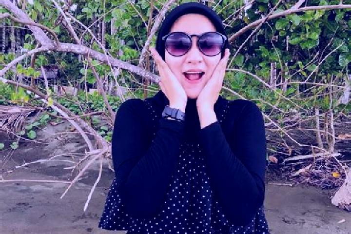 Aurora, 33 — Escort in Manalu, Indonesia