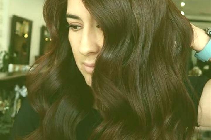 Aurora, 34, a auburn dark-eyed mediterranean companion based in Medininagar. Offering Fetish, Overnight, Girlfriend Experience. Available for incall and outc...