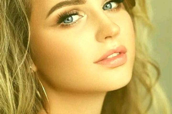 Aurora, 34, a dark blonde blue-eyed ebony companion based in Isla Guadalupe. Offering Party Girl, 69, Tantra. Available for incall and outcall, overnight boo...