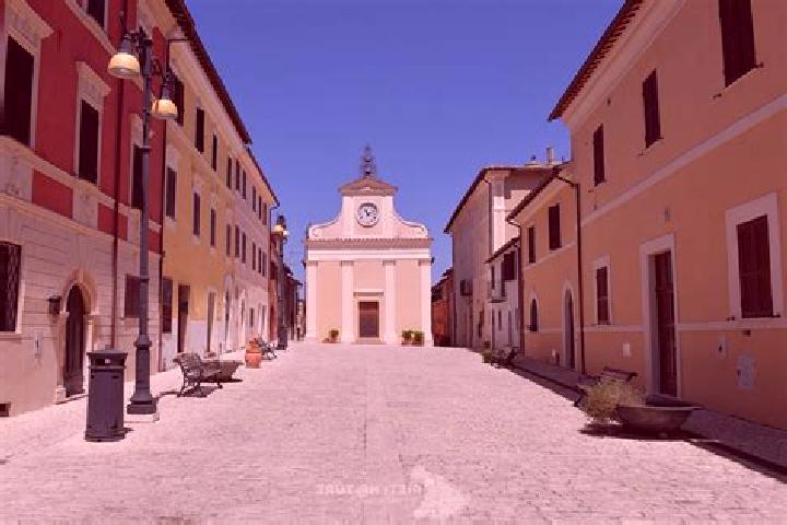 Aurora, 34 — Escort in Poggio Catino, Italy