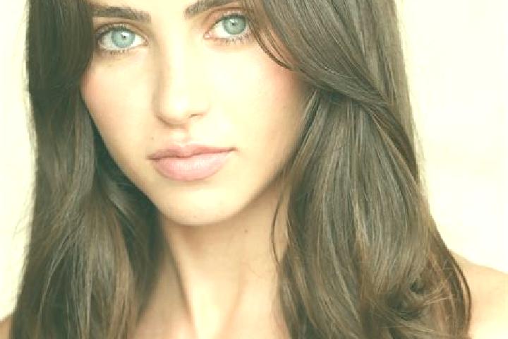 Aurora, 35, a brunette green-eyed latina companion based in Val-d Isere. Offering Travel Companion, Striptease, Couples, Fetish. Available for incall and out...