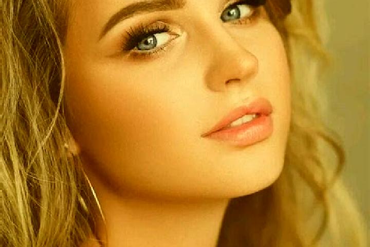 Aurora, 35, a dark blonde blue-eyed caribbean companion based in Nuevo Capirio. Offering BDSM, Party Girl, Travel Companion, OWO. Available for incall and ou...