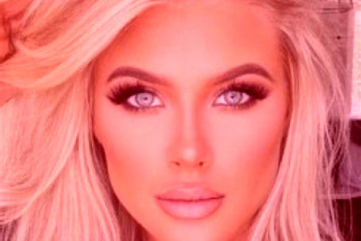 Aurora, 35, a platinum blonde amber-eyed caucasian companion based in Slapy. Offering Overnight, Party Girl, Prostate Massage, Striptease. Available for inca...