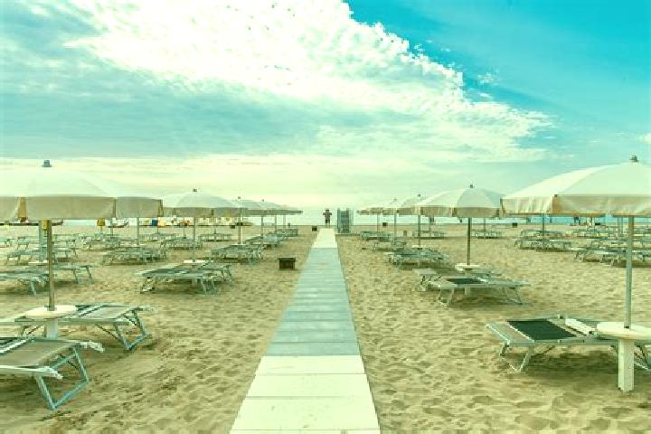 Aurora, 35 — Escort in Lido di Fermo, Italy