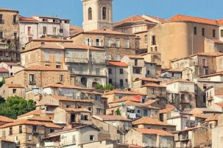 Aurora, 35 — Escort in Nicotera, Italy
