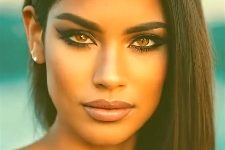 Aurora, 36, a black amber-eyed latina companion based in Claysville. Offering Tantra, Girlfriend Experience, Domination, Travel Companion. Available for inca...