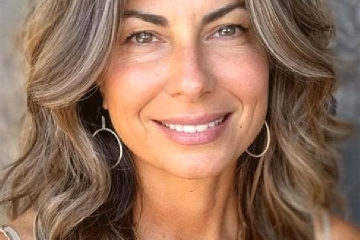 Aurora, 36, a brunette grey-eyed latina companion based in Tonka Bay. Offering Overnight, Tantra, A-Level. Available for incall and outcall, day and evening ...