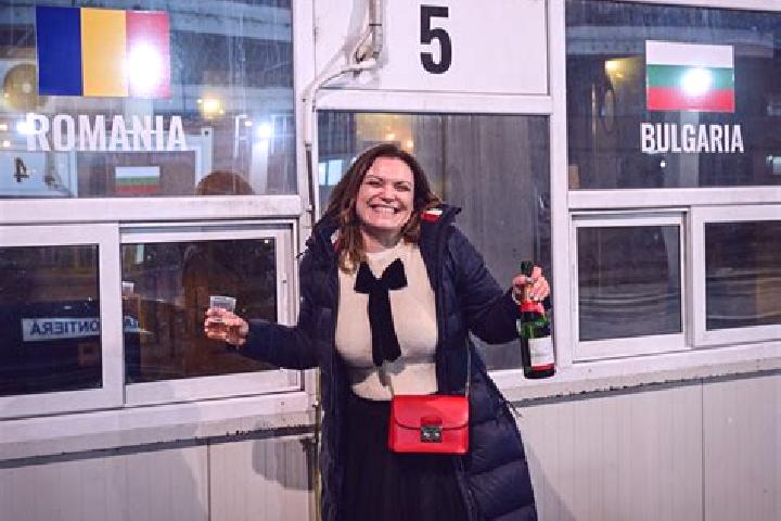 Aurora, 36 — Escort in Bozieni, Romania