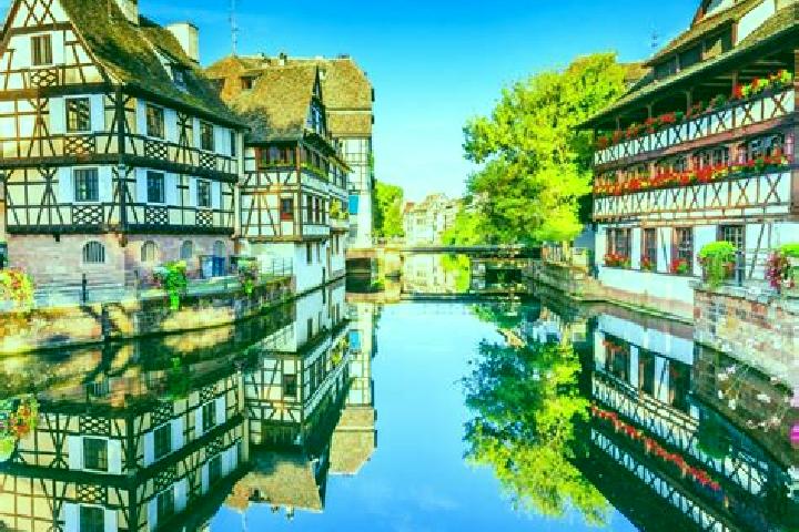 Aurora, 36 — Escort in Chaniers, France