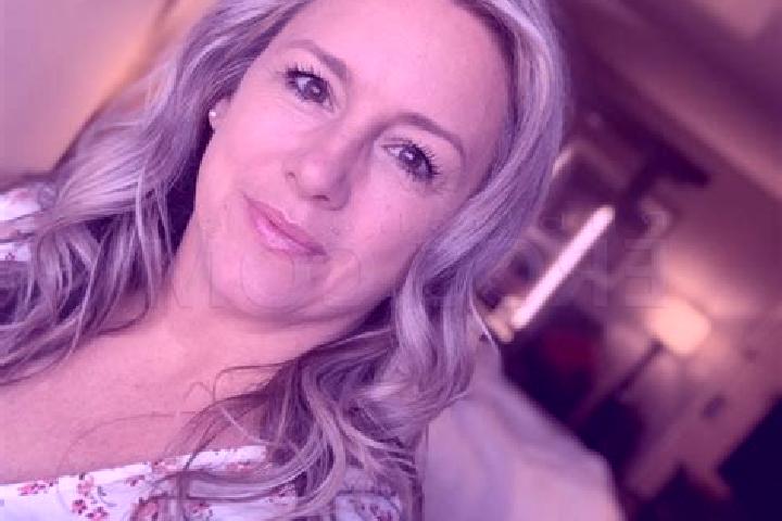 Aurora, 37, a blonde grey-eyed caucasian companion based in Pengam. Offering Striptease, Travel Companion, GFE, BDSM. Available for incall and outcall, overn...