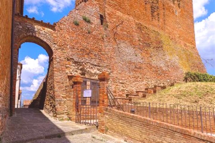Aurora, 37 — Escort in Marciano della Chiana, Italy