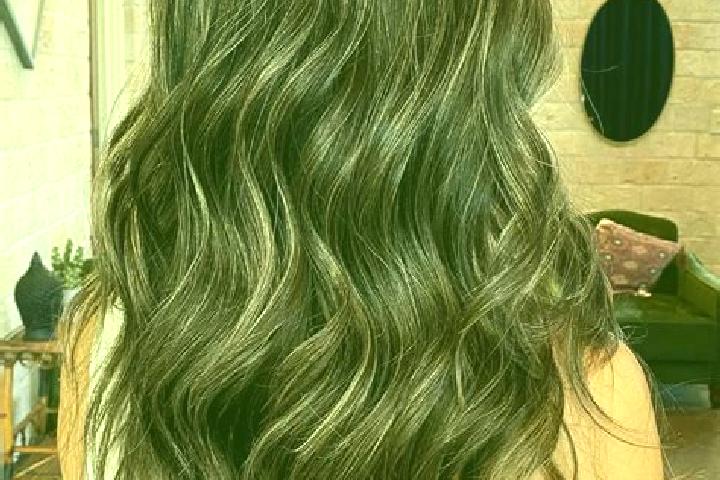 Aurora, 38, a brunette grey-eyed european companion based in Rinzenberg. Offering A-Level, CIM, OWO. Available for incall and outcall, overnight bookings ava...