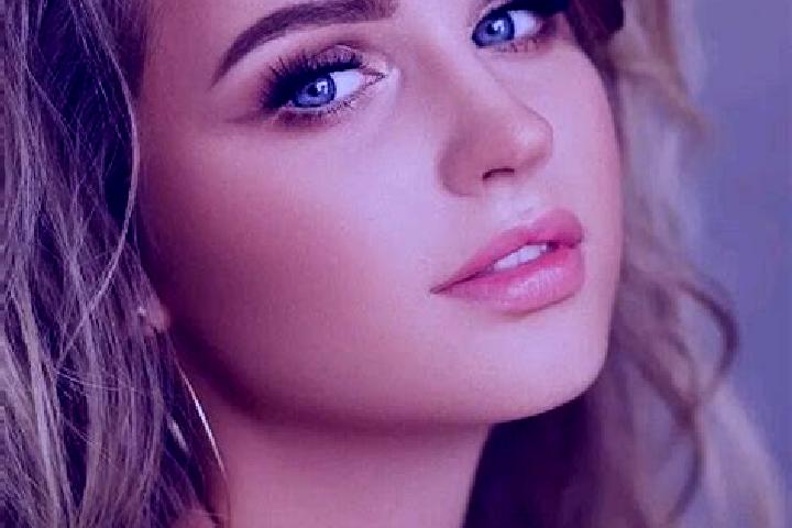 Aurora, 38, a dark blonde blue-eyed slavic companion based in Tutepec. Offering Party Girl, 69, GFE, Dinner Date. Available for incall and outcall, overnight...