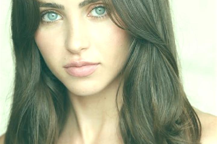 Aurora, 38, a dark blonde brown-eyed latina companion based in Sehlen. Offering Party Girl, Tantra, OWO, Girlfriend Experience, BDSM. Available for incall an...