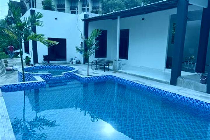 Aurora, 38 — Escort in Batu Marang, Brunei