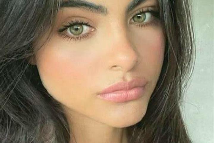 Aurora, 39, a black hazel-eyed caucasian companion based in Yaring. Offering GFE, 69, Striptease. Available for incall and outcall, day and evening dates.