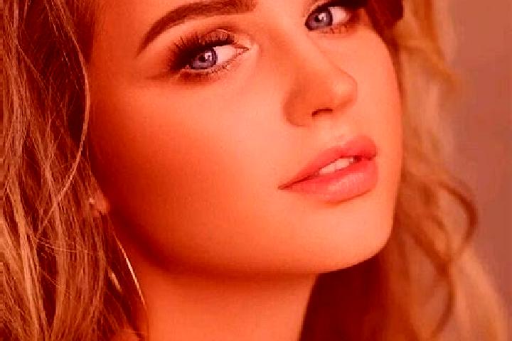 Aurora, 39, a dark blonde blue-eyed caribbean companion based in Kalchreuth. Offering OWO, GFE, Erotic Massage. Available for incall and outcall, day and eve...