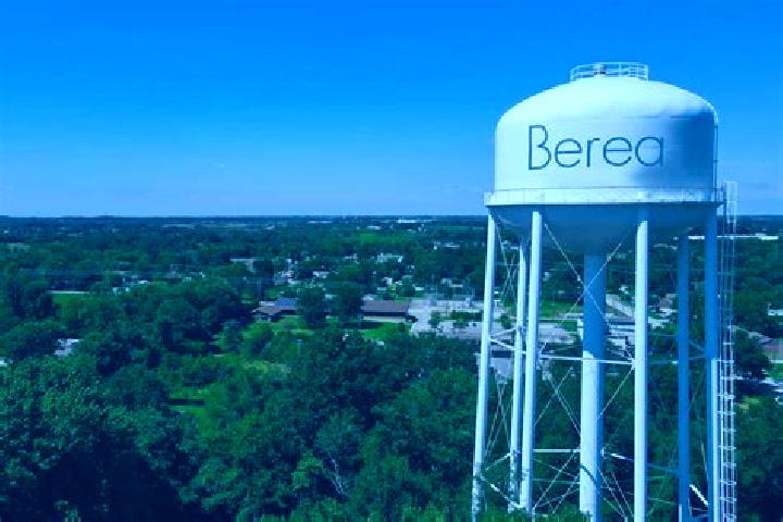 Aurora, 39 — Escort in Berea, United States