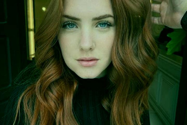 Ava, 20, a auburn blue-eyed middle eastern companion based in Hillsmere Shores. Offering Fetish, Deep French Kissing, Travel Companion, Couples. Available fo...