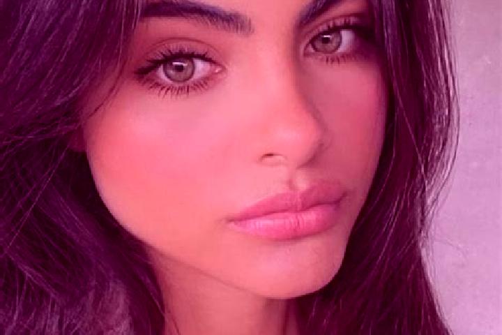 Ava, 20, a brunette dark-eyed middle eastern companion based in Virpur. Offering CIM, Erotic Massage, Couples. Available for incall and outcall, day and even...