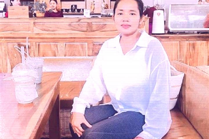 Ava, 20 — Escort in Suong, Cambodia