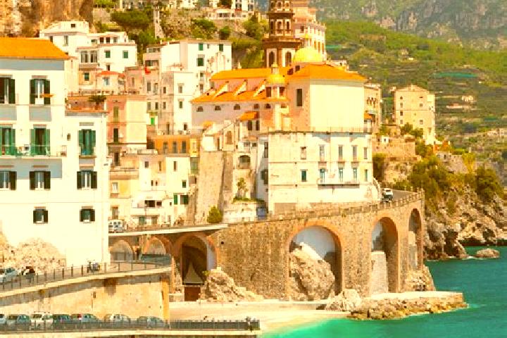 Ava, 20 — Escort in Tombolo, Italy