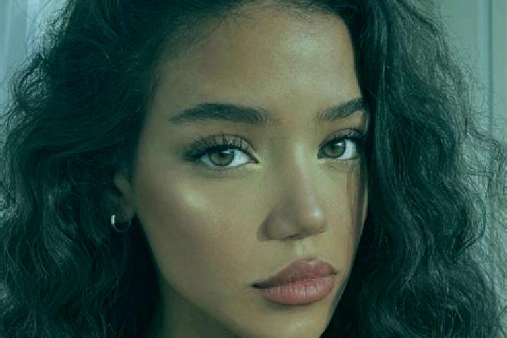 Ava, 21, a black brown-eyed middle eastern companion based in Loknytsia. Offering Overnight, Duos, Dinner Date. Available for incall and outcall, overnight b...