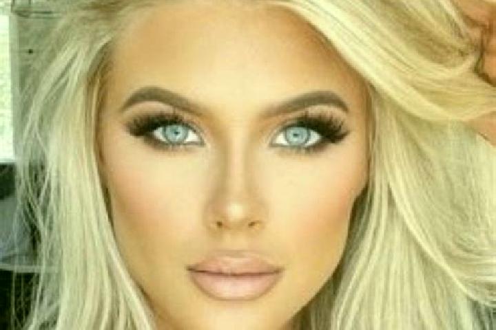 Ava, 21, a platinum blonde grey-eyed indian companion based in Greoux-les-Bains. Offering Couples, Striptease, Overnight, OWO. Available for incall and outca...