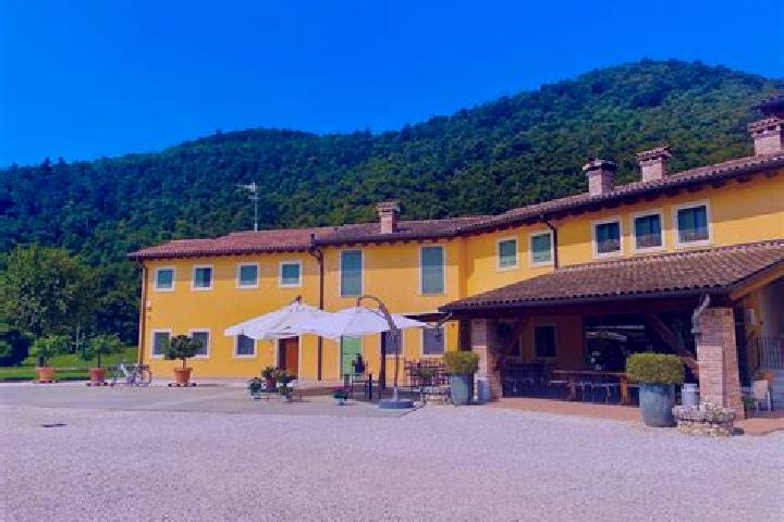 Ava, 21 — Escort in Cascina Valle-Stazione di Carimate, Italy
