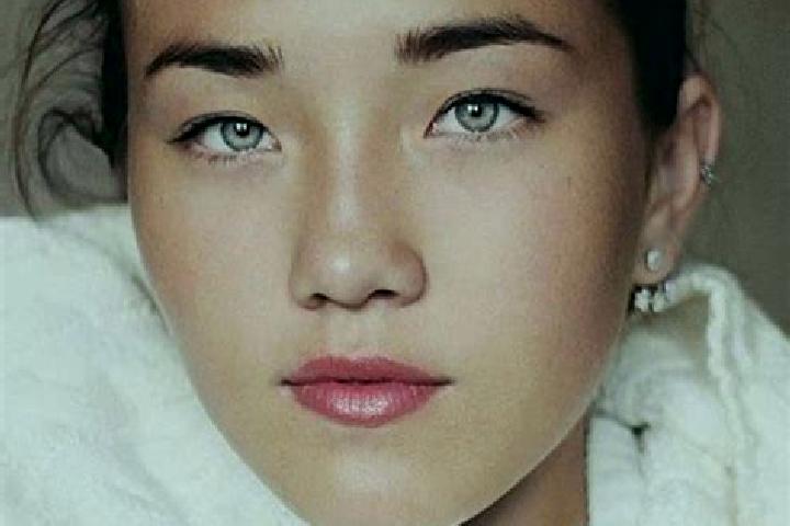 Ava, 22, a auburn amber-eyed caucasian companion based in Coada Malului. Offering Fetish, Deep French Kissing, Prostate Massage, Overnight. Available for inc...