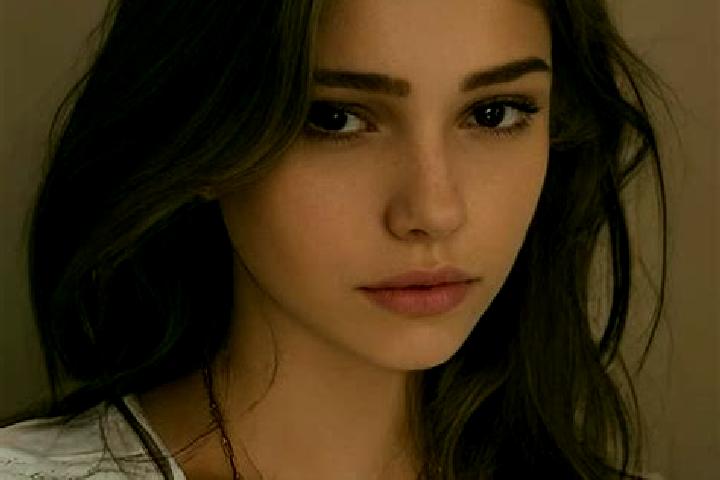 Ava, 22, a chestnut hazel-eyed slavic companion based in Prosperidad. Offering Fetish, Couples, Duos, Tantra. Available for incall and outcall, day and eveni...