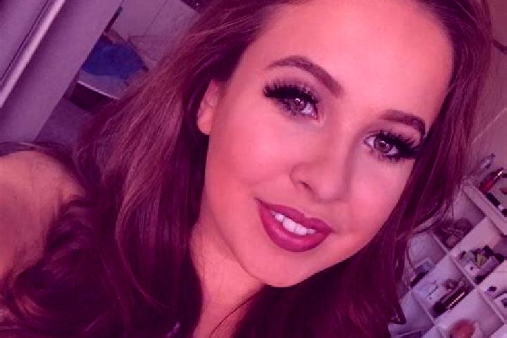Ava, 22, a red brown-eyed mixed companion based in Torce-Viviers-en-Charnie. Offering Travel Companion, OWO, Domination, Fetish. Available for incall and out...