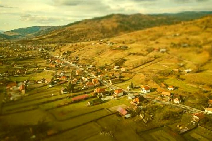 Ava, 22 — Escort in Ghimes, Romania