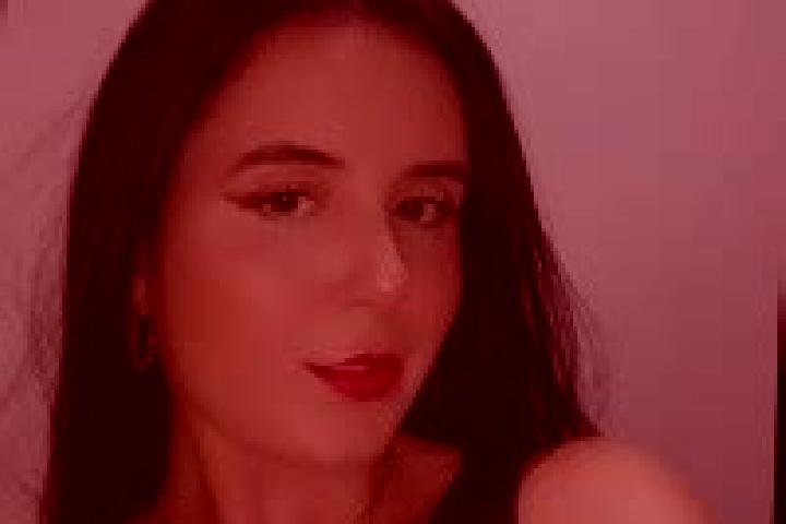 Ava, 22 — Escort in Itambaraca, Brazil