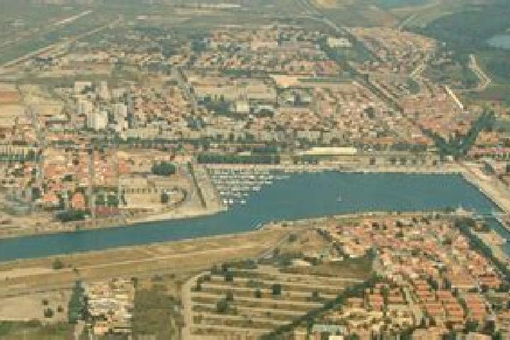 Ava, 22 — Escort in Port-Mort, France