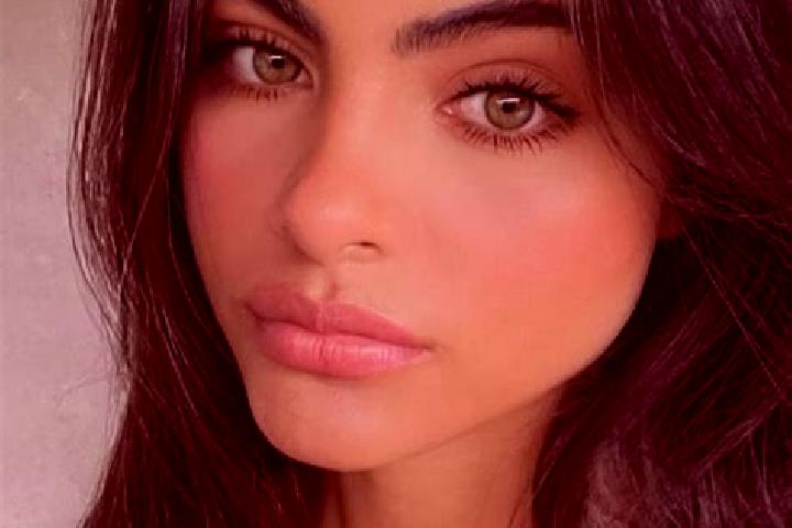 Ava, 23, a black hazel-eyed mixed companion based in Harre. Offering Fetish, Erotic Massage, GFE, Striptease, Party Girl. Available for incall and outcall, o...