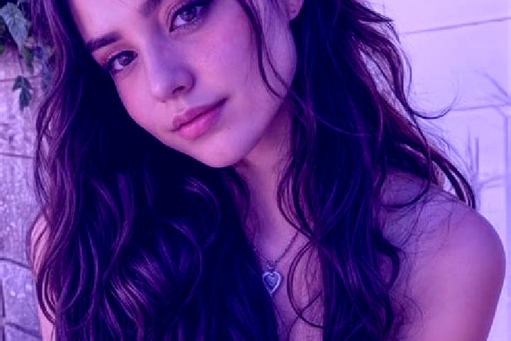 Ava, 23, a brunette hazel-eyed slavic companion based in Tolland. Offering Couples, Domination, BDSM, Duos. Available for incall and outcall, day and evening...