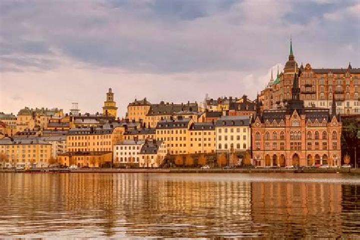 Ava, 23 — Escort in Abbekas, Sweden