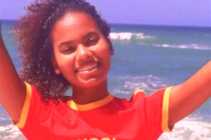 Ava, 23 — Escort in Botera, Angola