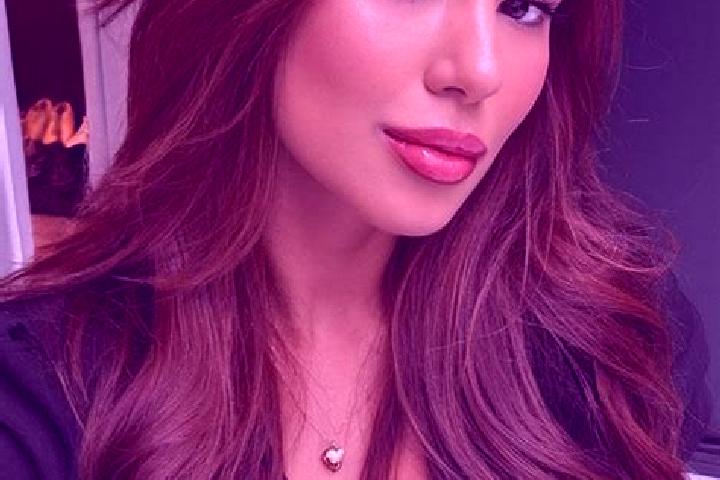 Ava, 24, a chestnut brown-eyed latina companion based in Wudui. Offering 69, Travel Companion, Couples. Available for incall and outcall, overnight bookings ...