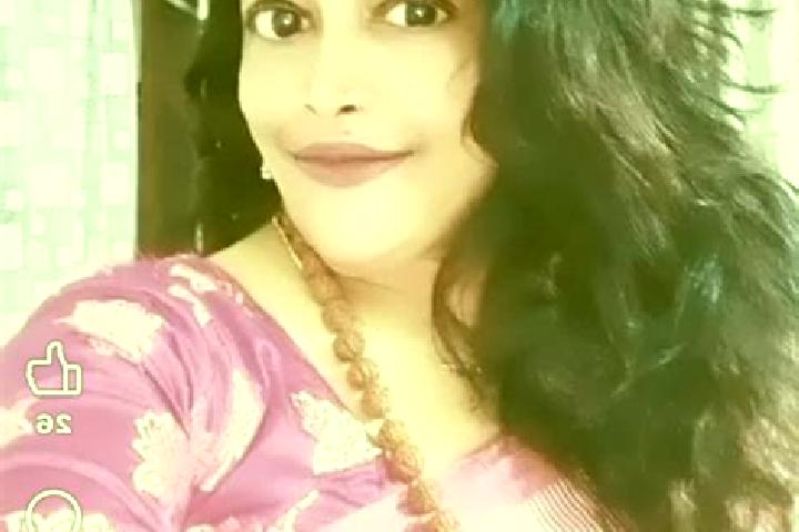 Ava, 24 — Escort in Champa, India