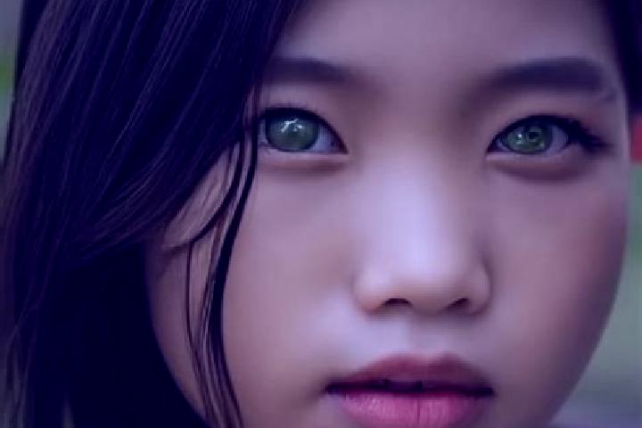 Ava, 25, a auburn green-eyed asian companion based in Sutton Benger. Offering Tantra, Deep French Kissing, Massage, Prostate Massage. Available for incall an...