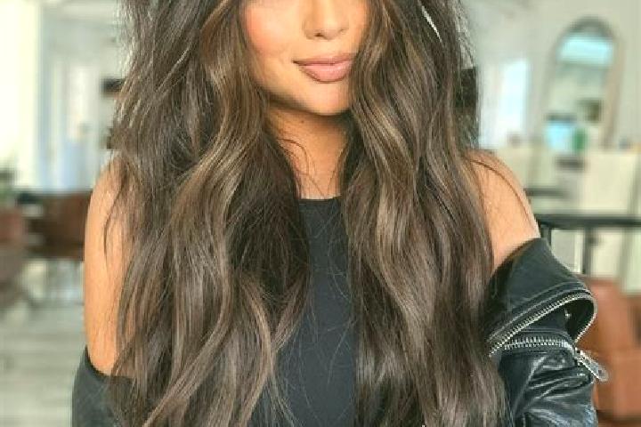 Ava, 25, a brunette dark-eyed asian companion based in Cunewalde. Offering OWO, CIM, Party Girl. Available for incall and outcall, overnight bookings available.