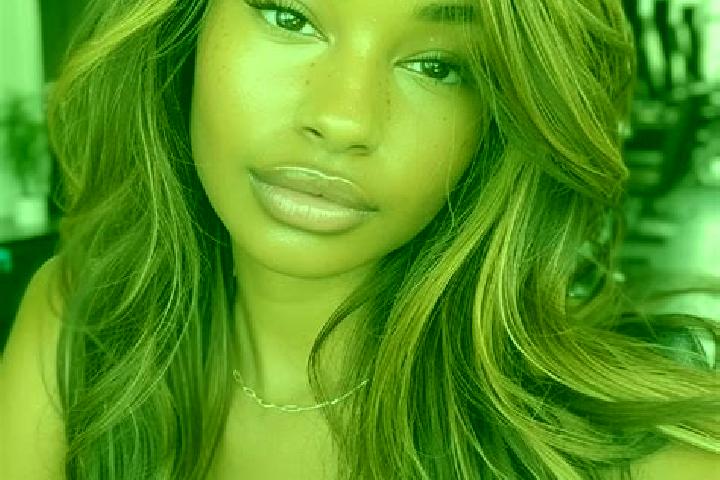 Ava, 25, a dark blonde dark-eyed asian companion based in Siddhapur. Offering Overnight, Erotic Massage, 69. Available for incall and outcall, day and evenin...