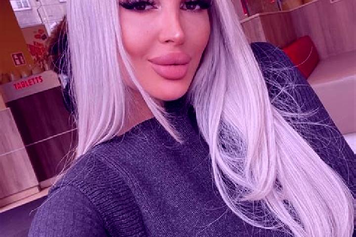 Ava, 25 — Escort in Chitila, Romania