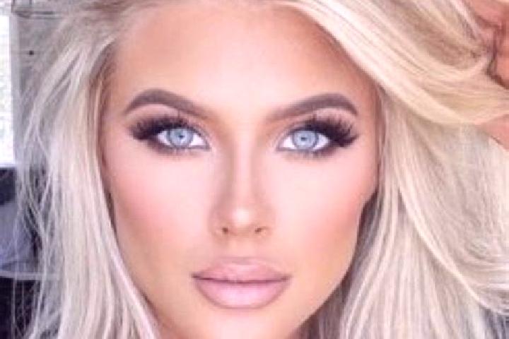 Ava, 26, a platinum blonde amber-eyed caribbean companion based in Hoseyn Mashlush. Offering Fetish, Erotic Massage, Deep French Kissing, Massage, 69. Availa...